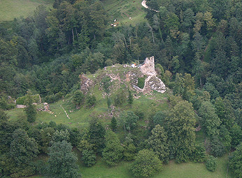 Vue aérienne du château d’Asuel