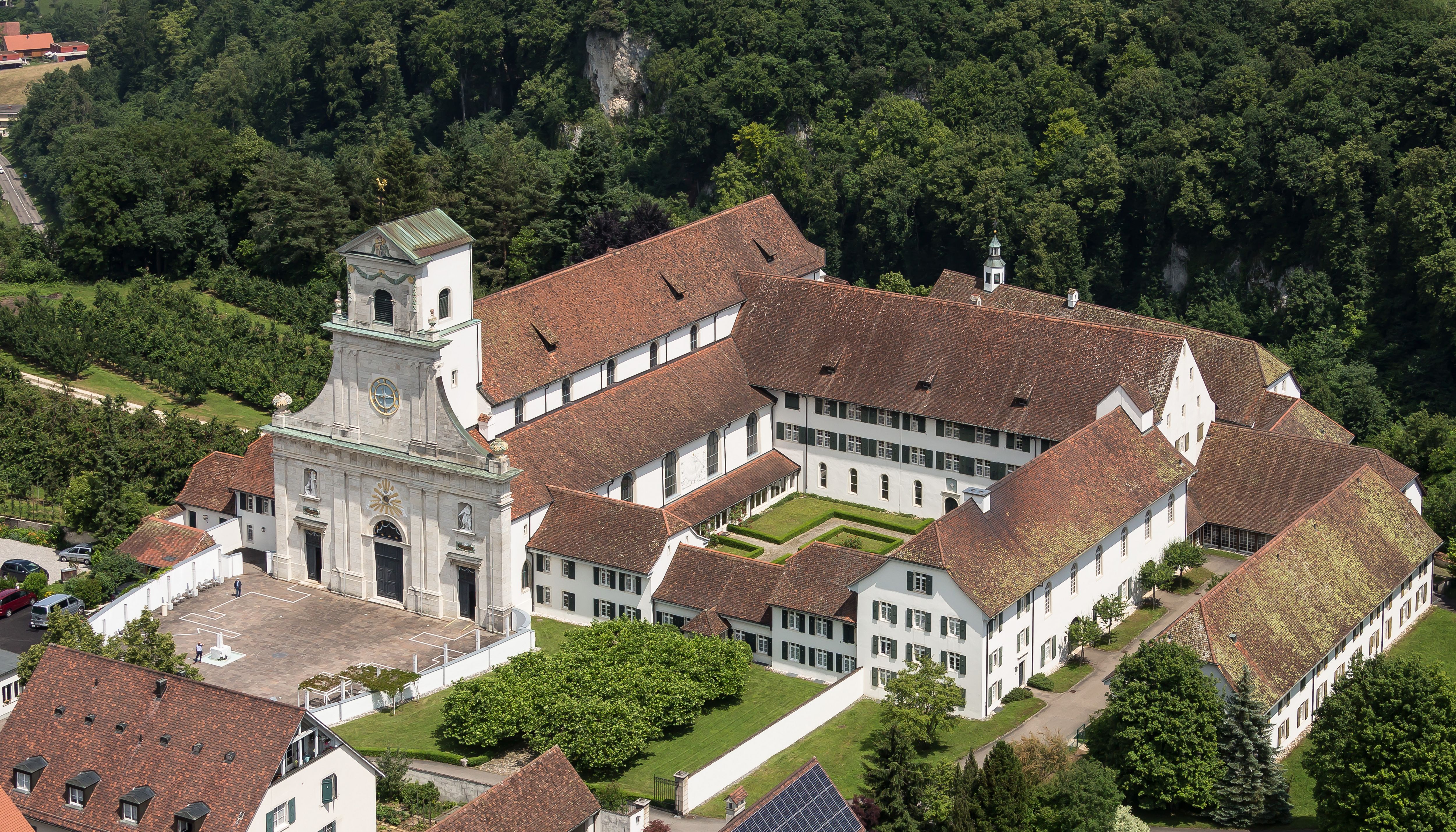 Mariastein, Kloster, Klosteranlage, Benediktinerkloster, Wallfahrtsort, Flugaufnahme 2015