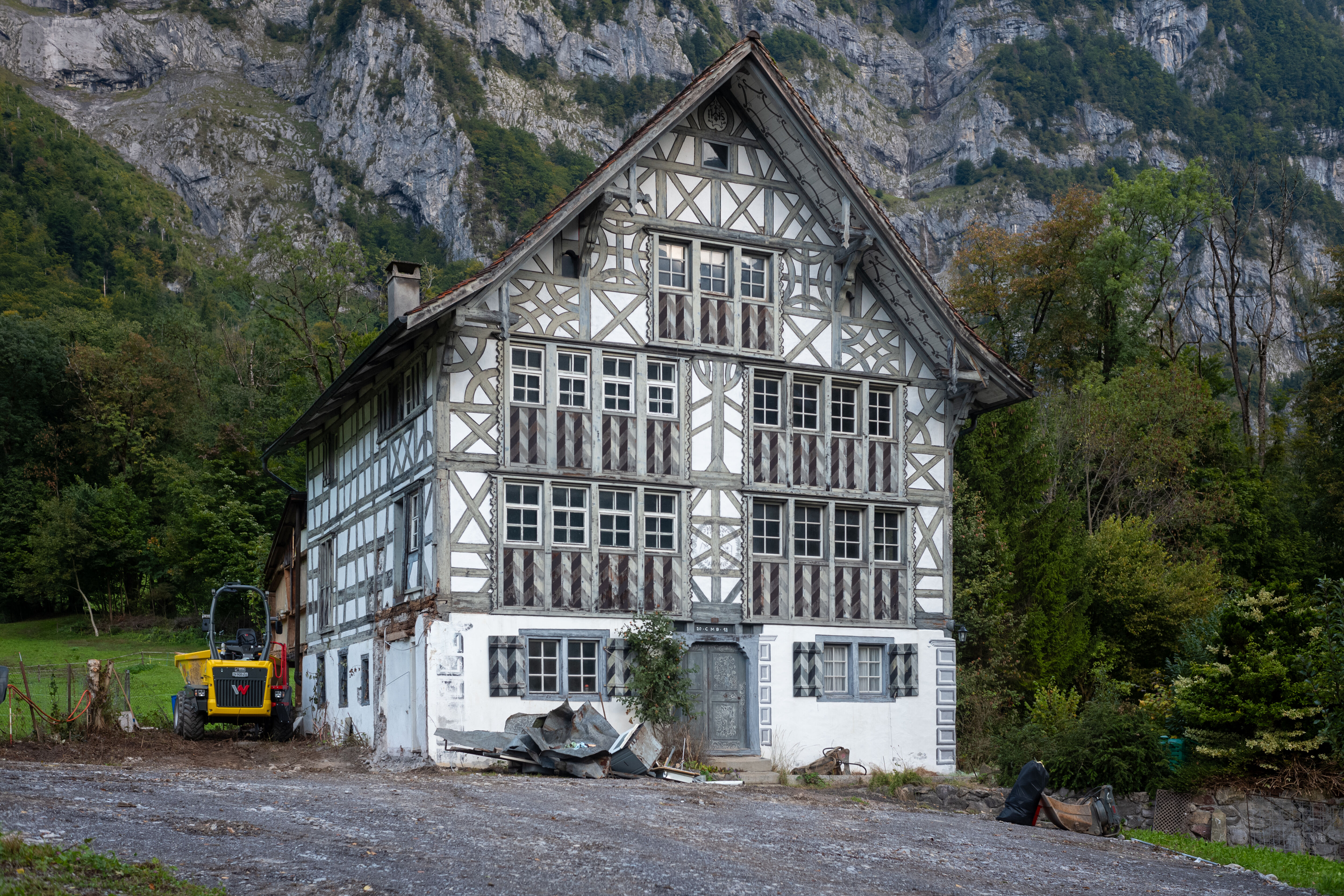 Das Stählihaus in Netstal einen Tag vor der Restauration, September 2025 