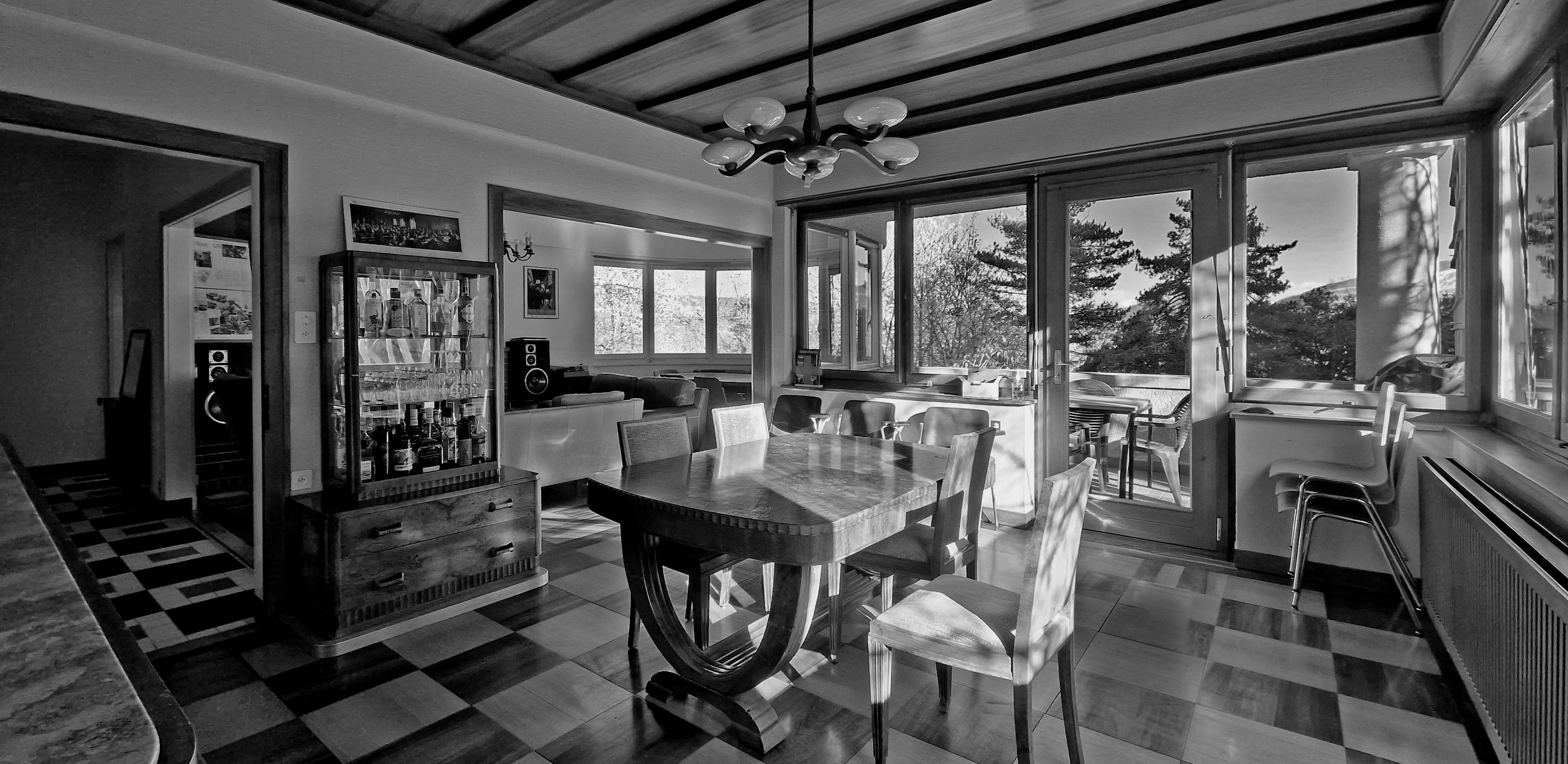 Vue de la salle à manger de la villa Boccard